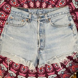 High waisted, cut off Levi shorts